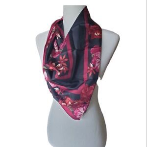 Oscar de la Renta Square Floral Satin scarf wrap